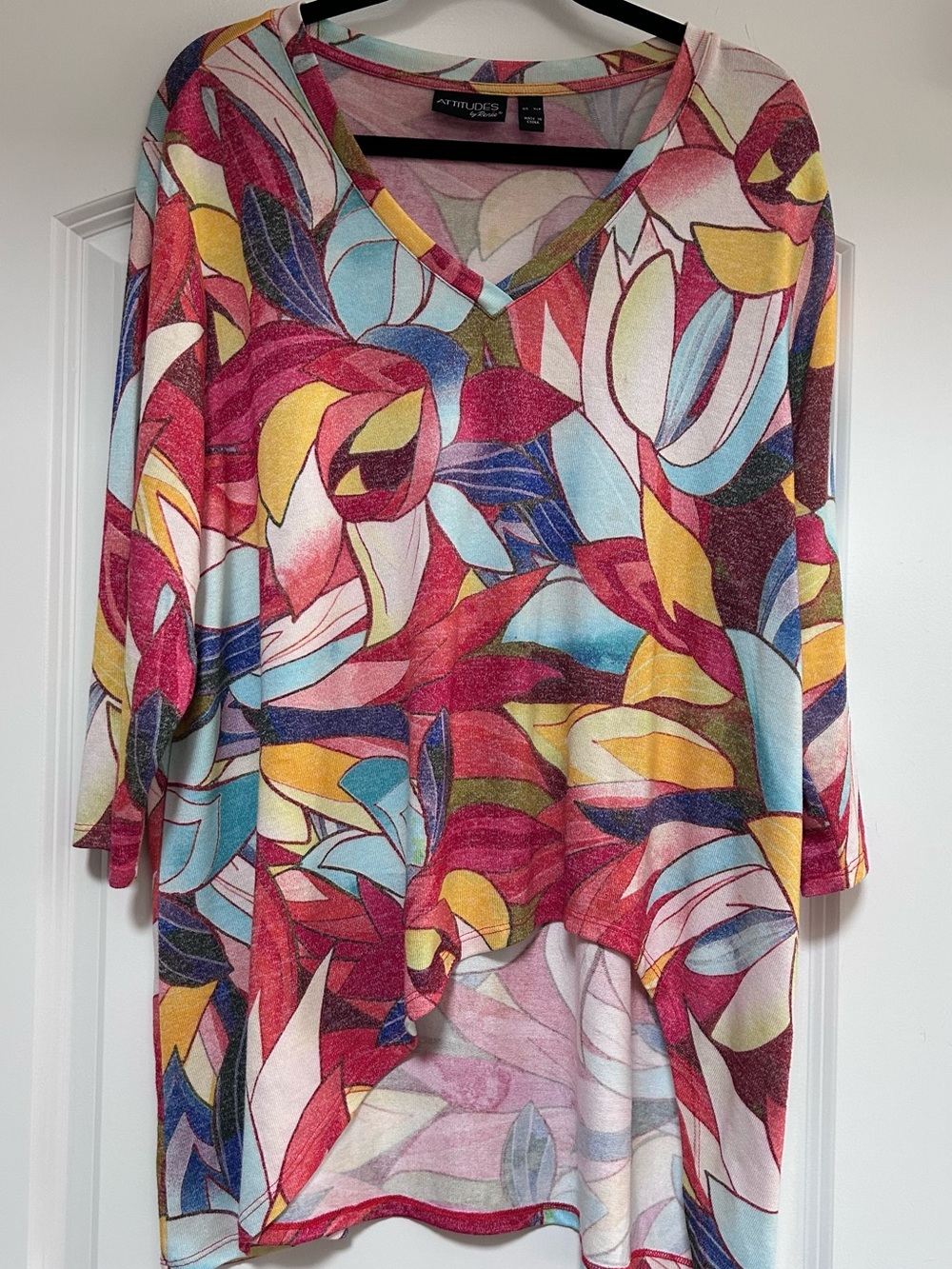 NWOT Attitudes by Renee Multicolor Asymmetrical Light Knit Sweater Tunic Sz XLP